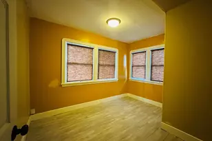 1301 60th Ave, Oakland, CA 94621 - Photo 7