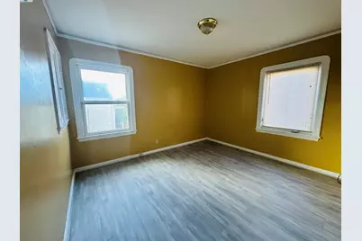 1301 60th Ave, Oakland, CA 94621 - Photo 7