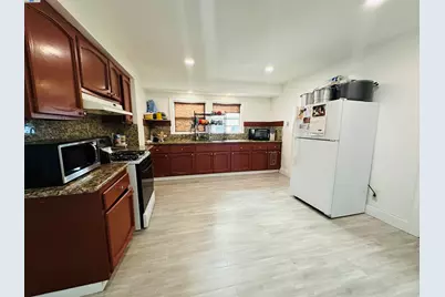 1301 60th Ave, Oakland, CA 94621 - Photo 3
