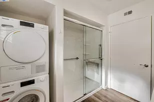 1400 Golden Rain Rd, Walnut Creek, CA 94595 - Photo 23