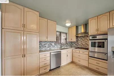 1143 Palou Ave, San Francisco, CA 94124 - Photo 17