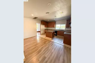 7036 Dry Creek, Rio Linda, CA 95673 - Photo 7