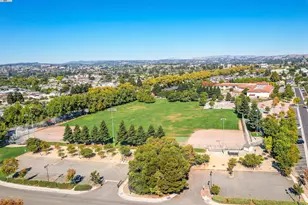 1110 Red Wing Dr, Hayward, CA 94541 - Photo 41