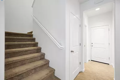 1110 Red Wing Dr, Hayward, CA 94541 - Photo 15