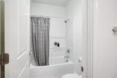 1110 Red Wing Dr, Hayward, CA 94541 - Photo 33