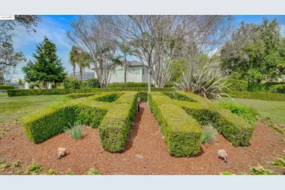 650 Rutherford Cir, Brentwood, CA 94513 - Photo 49