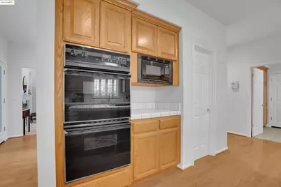 650 Rutherford Cir, Brentwood, CA 94513 - Photo 17