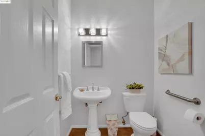 650 Rutherford Cir, Brentwood, CA 94513 - Photo 9