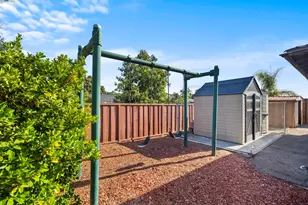 677 Fairway St, Hayward, CA 94544 - Photo 19