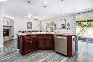 1018 Alouette Pl, Vacaville, CA 95687 - Photo 13