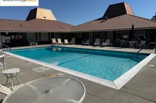 215 Maui Dr, Pittsburg, CA 94565 - Photo 11