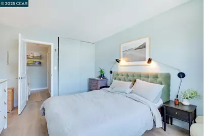 567 Oakland #305, Oakland, CA 94611 - Photo 17