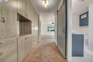 1876 Lynwood Dr, Concord, CA 94519 - Photo 23