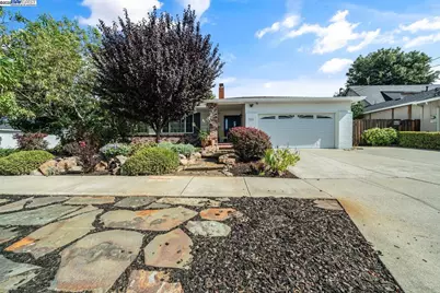 1876 Lynwood Dr, Concord, CA 94519 - Photo 3