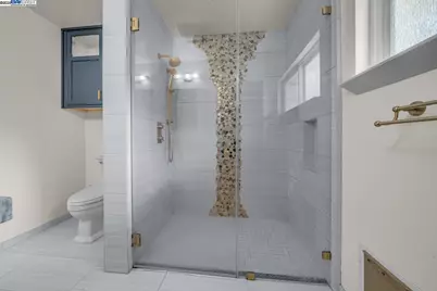 1876 Lynwood Dr, Concord, CA 94519 - Photo 19