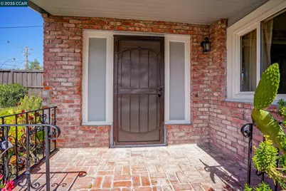 742 La Paloma Rd, El Sobrante, CA 94803 - Photo 17