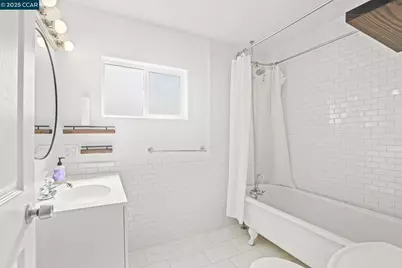 742 La Paloma Rd, El Sobrante, CA 94803 - Photo 15