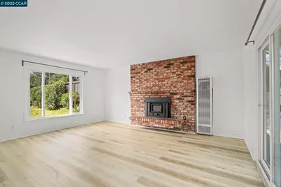 742 La Paloma Rd, El Sobrante, CA 94803 - Photo 5