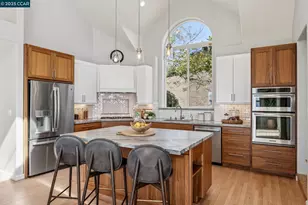 1375 Summit Park Ct, El Cerrito, CA 94530 - Photo 21