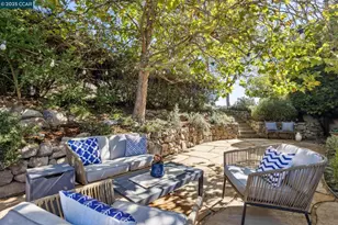 1375 Summit Park Ct, El Cerrito, CA 94530 - Photo 5