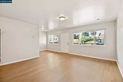 2244 12th Ave, Oakland, CA 94606 - Photo 15