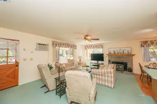 230 Lakeview Dr, Trinity Center, CA 96091 - Photo 19