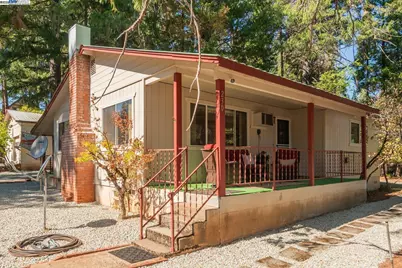230 Lakeview Dr., Trinity Center, CA 96091 - Photo 1