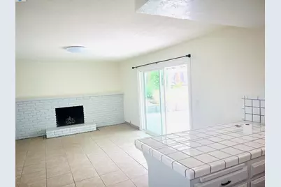3804 Malibu Pl, Pittsburg, CA 94565 - Photo 11