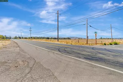 21200 Silva Road, Sonoma, CA 95476 - Photo 25