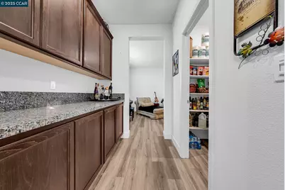 2328 Bellows Way, Lodi, CA 95242 - Photo 35