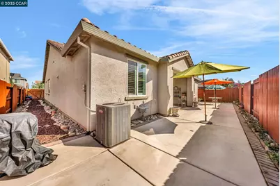 2328 Bellows Way, Lodi, CA 95242 - Photo 47