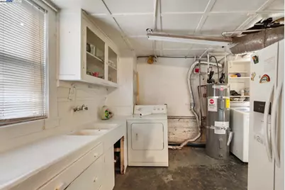 825 San Joaquin Street, Stockton, CA 95202 - Photo 23