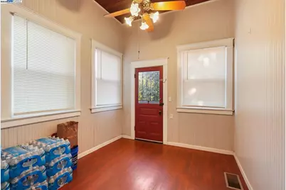 825 San Joaquin Street, Stockton, CA 95202 - Photo 9