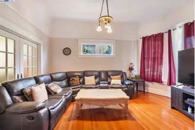 825 San Joaquin Street, Stockton, CA 95202 - Photo 3