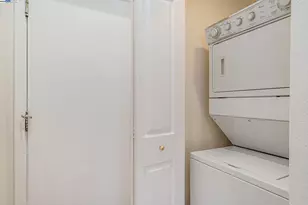 4251 Lucero Ct, Pleasanton, CA 94588 - Photo 25