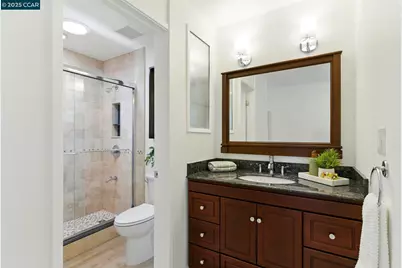 193 Montecito #303, Oakland, CA 94610 - Photo 29