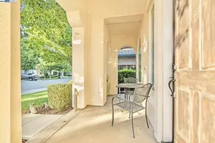 9516 Sarazen Ct, Patterson, CA 95363 - Photo 3