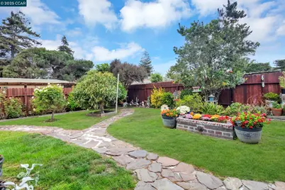 2919 Willow Rd, San Pablo, CA 94806 - Photo 17