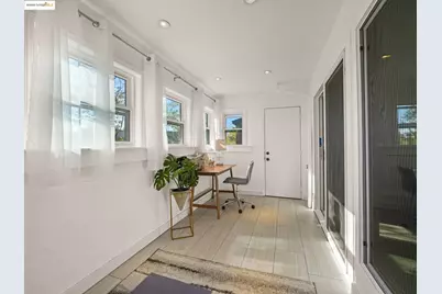 2106 Otis Dr #D, Alameda, CA 94501 - Photo 13