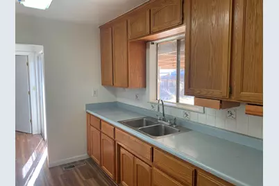 1526 Monterey Ave, Stockton, CA 95204 - Photo 9
