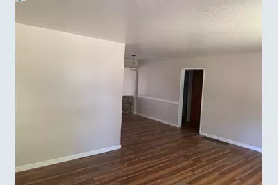 1526 Monterey Ave, Stockton, CA 95204 - Photo 5