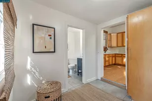 1525 3rd St, Oakland, CA 94607 - Photo 15