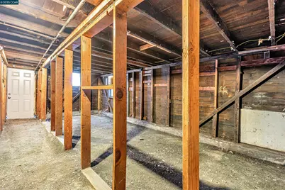 1525 3rd St, Oakland, CA 94607 - Photo 9