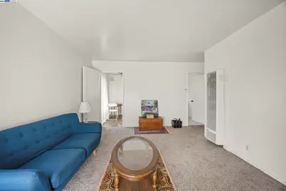 2790 Sacramento St, Berkeley, CA 94702 - Photo 17