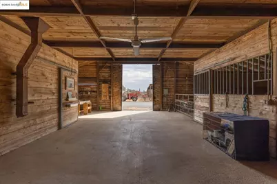 3942 Bentley Rd, Oakdale, CA 95361 - Photo 5