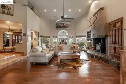 3942 Bentley Rd, Oakdale, CA 95361 - Photo 3