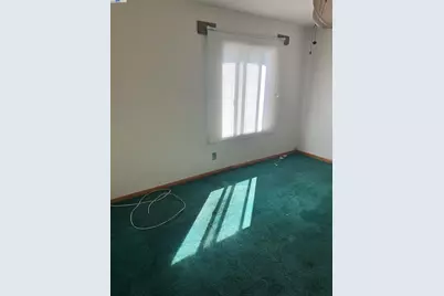 5651 Telegraph, Oakland, CA 94609 - Photo 9