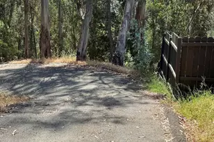 6406 Valley View Rd, Oakland, CA 94611 - Photo 1