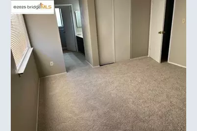 81 Del Prado Cir, Fairfield, CA 94533 - Photo 5