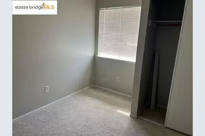 81 Del Prado Cir, Fairfield, CA 94533 - Photo 7